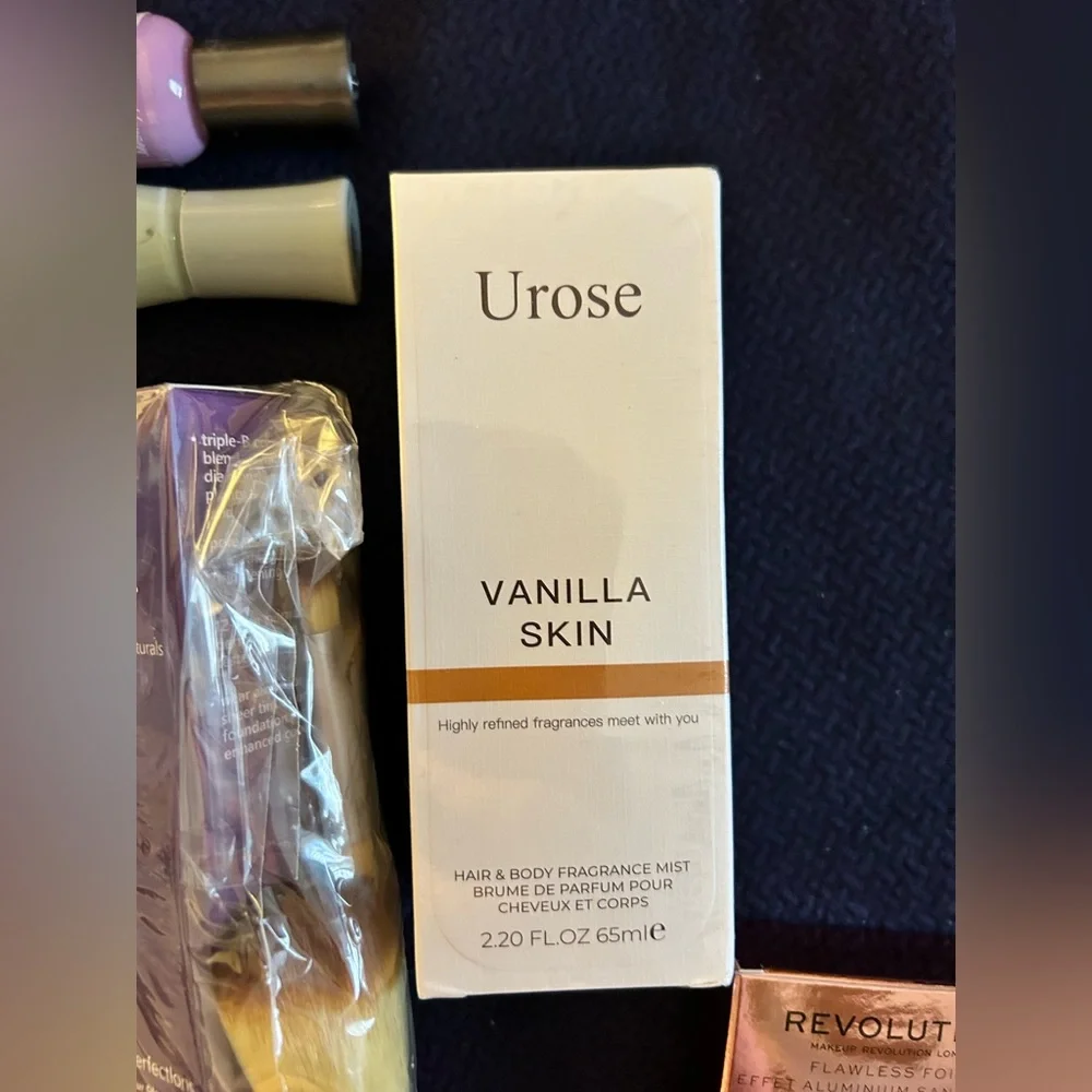 Makeup Bundle S8 - Picture 11 of 11